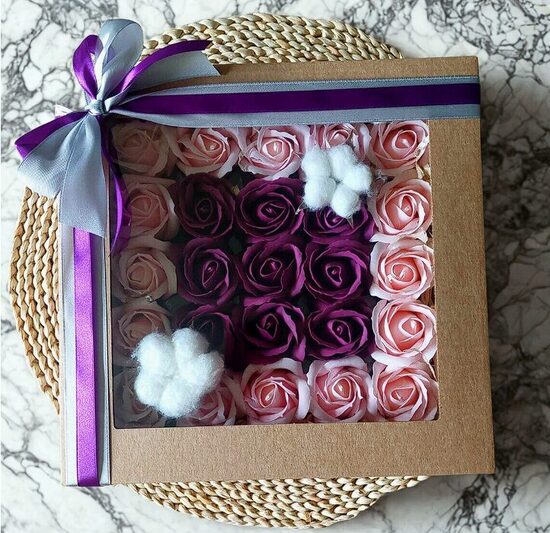 Roses gift box 25